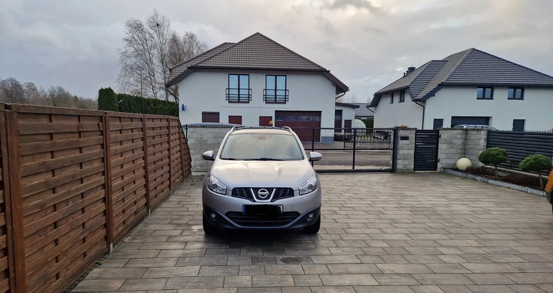 Nissan Qashqai cena 42900 przebieg: 127700, rok produkcji 2012 z Drzewica małe 704